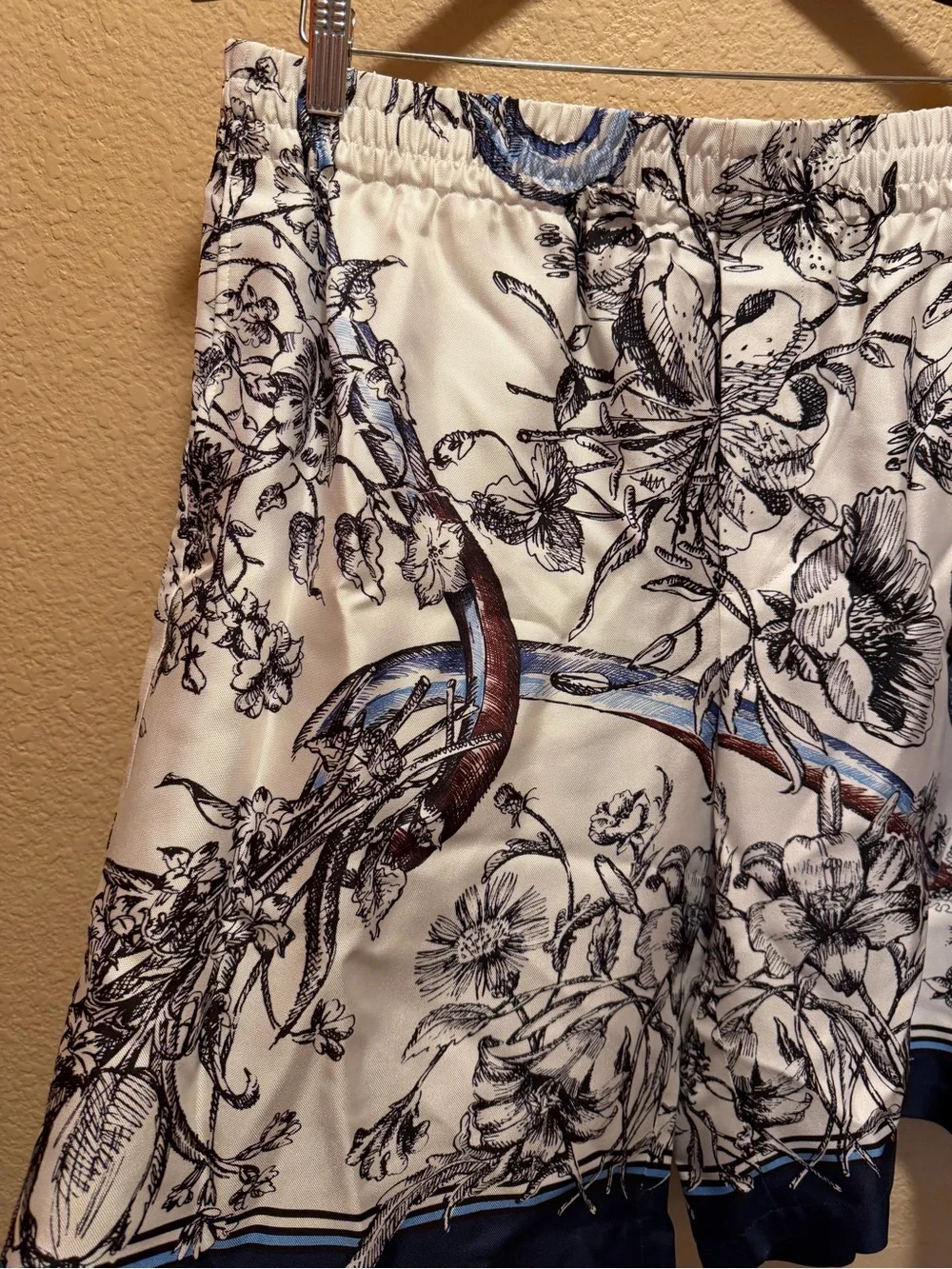New Gucci Floral Logo Silk Shorts White Blue Size IT 54 / US L 36 - 40 Waist